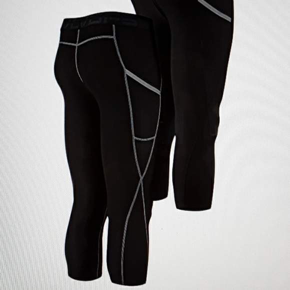 DEVOPS Other - DEVOPS 2 pack 3/4 Compression Pants NWOT